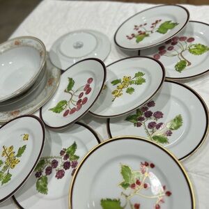 Porcelain pie plates